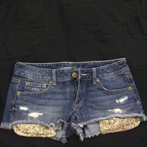 American Eagle Outfitters shortie shorts